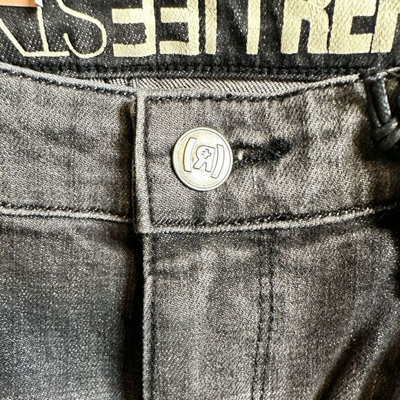 NWT Refuel Shabaz Bros Denim Men’s Black Distressed Washed Jeans - Size 32 - Picture 7 of 11